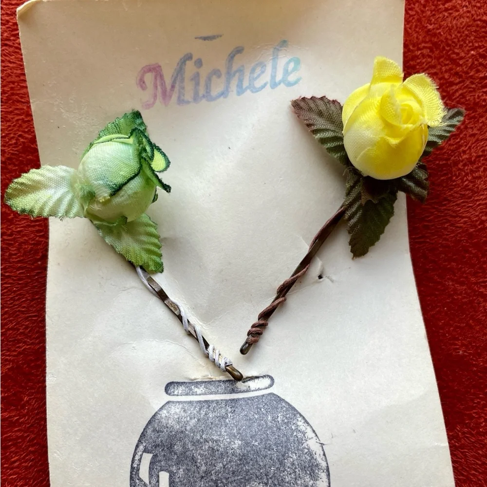 Handmade NWT Fabric Floral ROSES HAIR PINS
